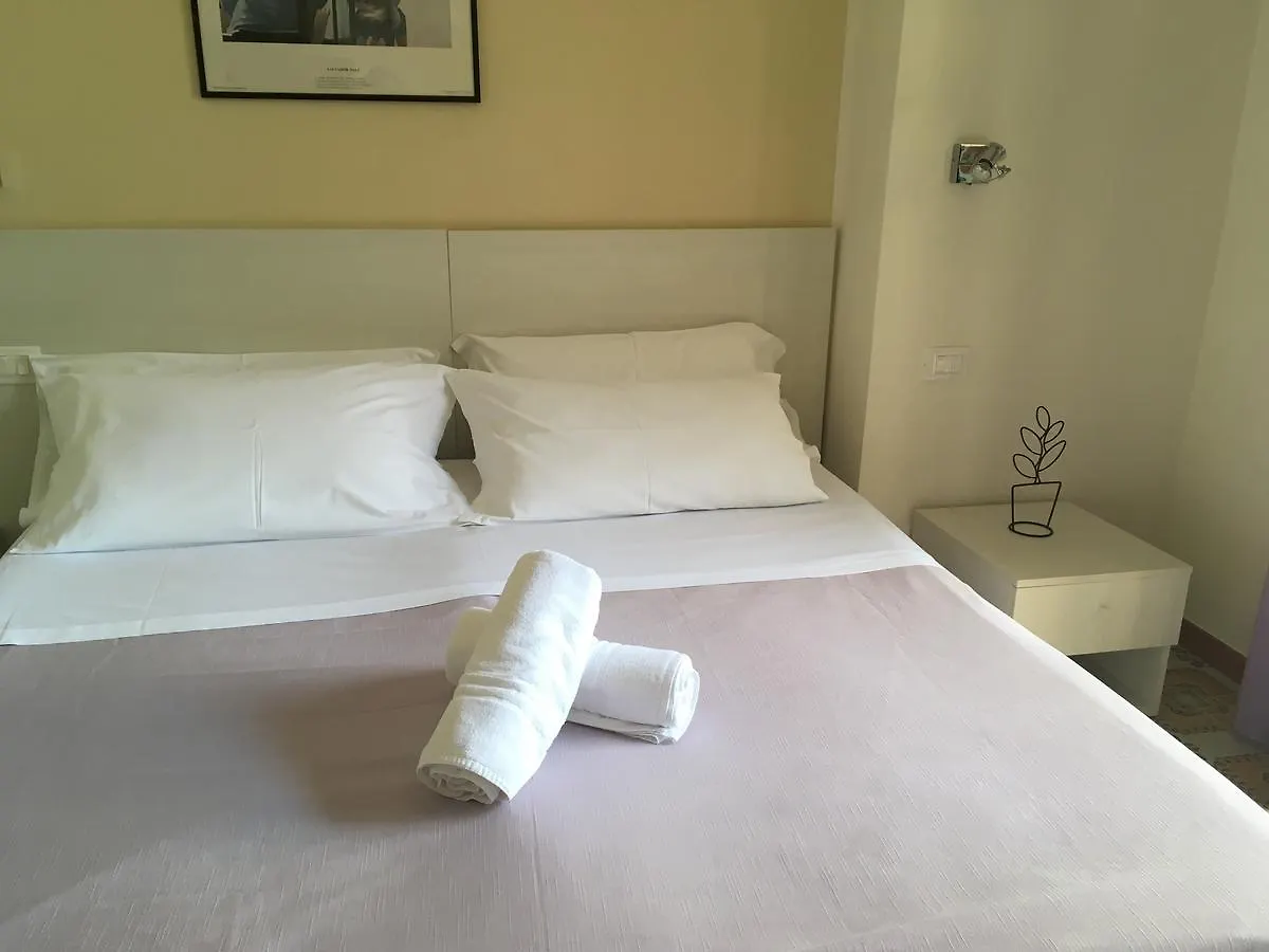 Arco Dei Cappuccini Guest House Taormina Italy