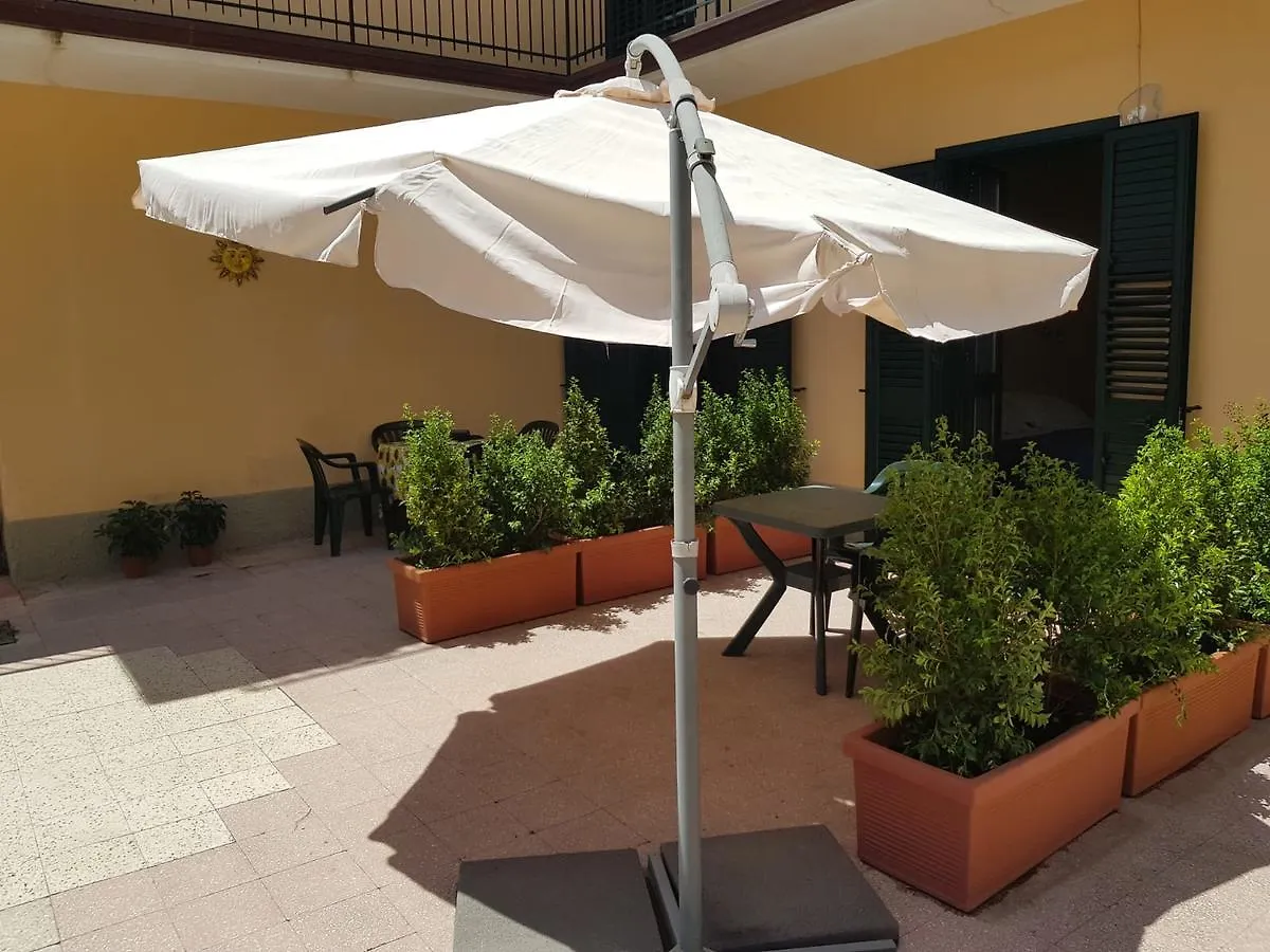 Arco Dei Cappuccini Guest House Taormina Italy